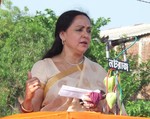 INDIA-BOLLYWOOD-ACTRESS-HEMA-MALINIIndia Bollywood Actress Hema Malini during the Election Campaign at Ausgram in Burdwan in Eastern India ----- WN/BHASKAR MALLICK