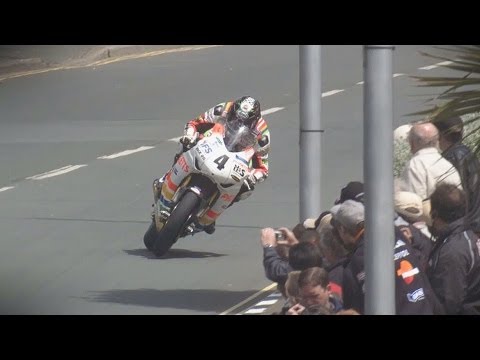 GUY MARTIN - 275-Kmh Speed Wobble ★HD★ - Isle of Man - TT - SURREAL ✔