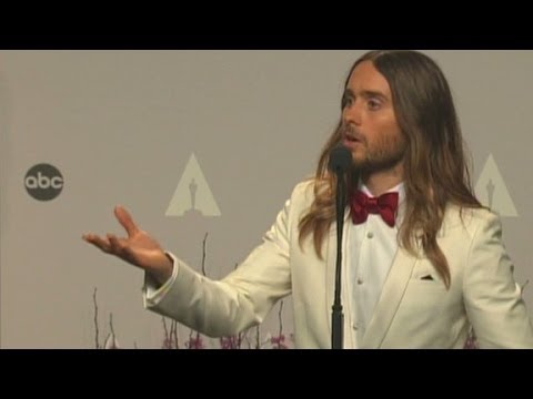 Raw Video: Jared Leto backstage at the 2014 Academy Awards