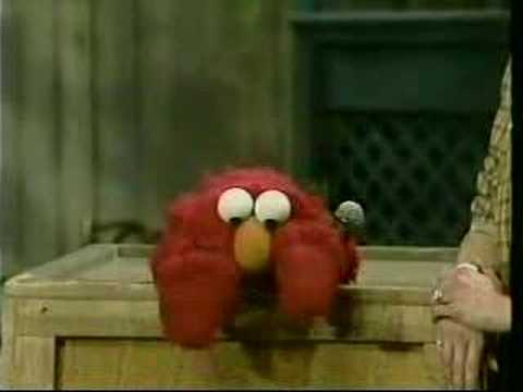 Classic Sesame Street - Elmo interviews Candice Bergen