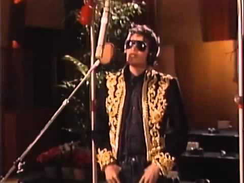 MICHAEL JACKSON - WE ARE THE WORLD - RARE STUDIO - une vidéo Musique.mp4