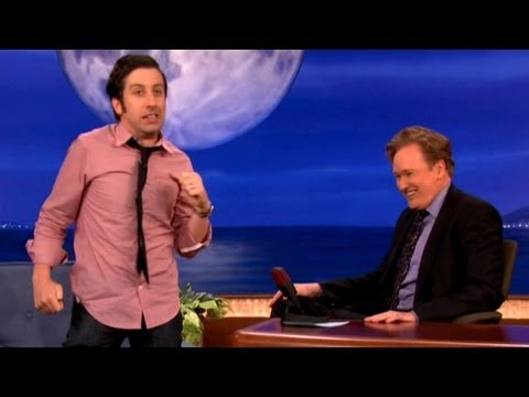 Simon Helberg Gets Possessed By Robin Williams - CONAN on TBS