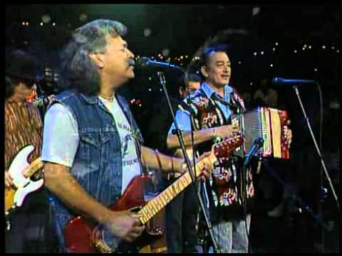 Freddy Fender - A Man Can Cry (Live)