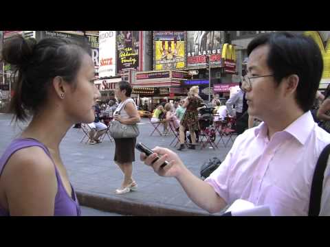 China's Xinhua News Takes Over NYC Times Square - Students for a Free Tibet Takes Action!