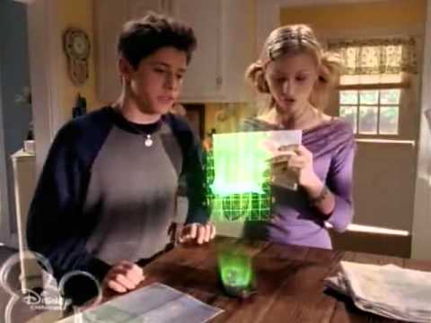 Phil of the Future Season 1 Episode 13 - Phillin' In