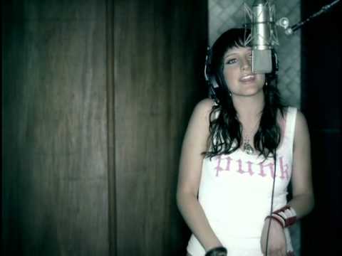 Ashlee Simpson - Pieces Of Me