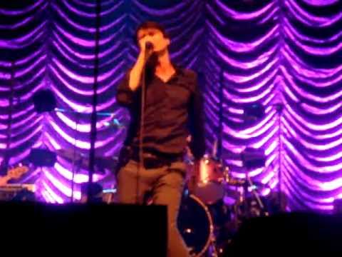 Suede - The 2 of Us (live) - Dog Man Star Album gig, Olympia Theatre, Dublin, 25 May 2011