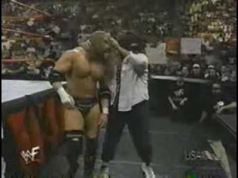 triple h wins his first wwf title