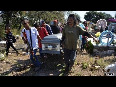 Mexican government says 'vigilantes not the target'