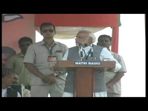 Shri Narendra Modi addressing 