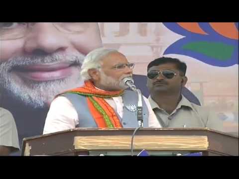 Shri Narendra Modi addressing 