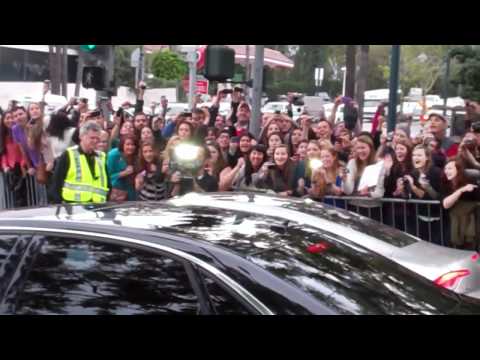 Leonardo Dicaprio arrives in his Hybrid Sports Car at 2012 Golden Globes as fans go wild!