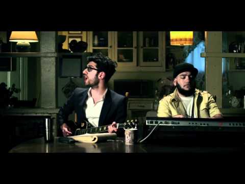 'Don't Turn The Lights On' Chromeo [OFFICIAL VIDEO]