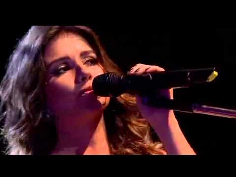 Taylor Swift (feat Paula Fernandes} - Long Live - Live In Brazil