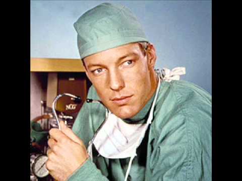 Richard Chamberlain - Theme From Dr. Kildare (Three Stars Will Shine Tonight) .wmv