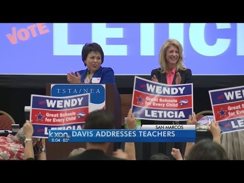 Democrat Davis calls for universal pre-K in Texas