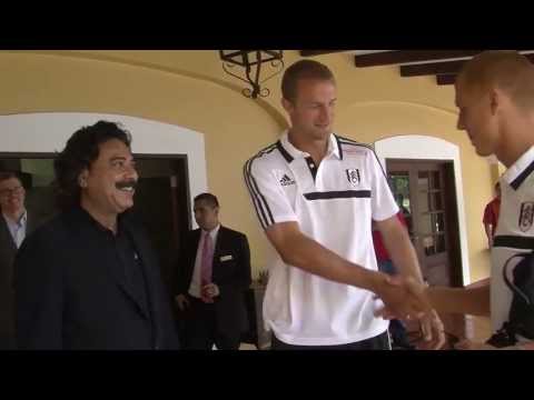 New Chairman Shahid Khan meets the Fulham Players