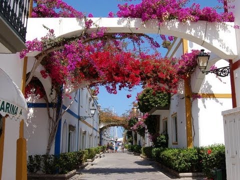 Visit Puerto De Mogan in the Canary Islands | Travel Guide | Travel Tips | vacation destinations