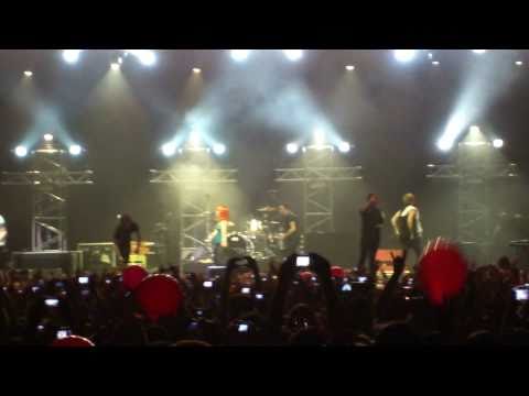 PARAMORE EN CHILE (26/FEB/2011) - MISERY BUSINESS + FINALE