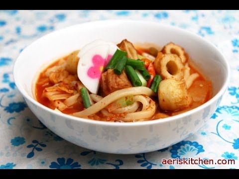 Korean Food: Kimchi Fish Cake Udon (김치 어묵우동)