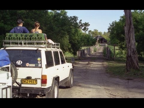 Road condition from Moremi to Savuti, Botswana. Travel guide.