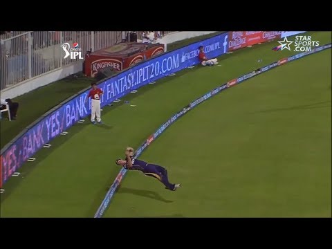 Chris Lynn's Outstanding Catch of AB de Villiers RCB vs KKR IPL 2014