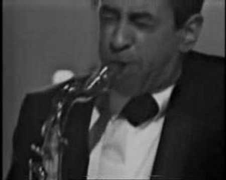 Duke Ellington(Paul Gonsalves)-Crescendo+Diminuendo In Blue