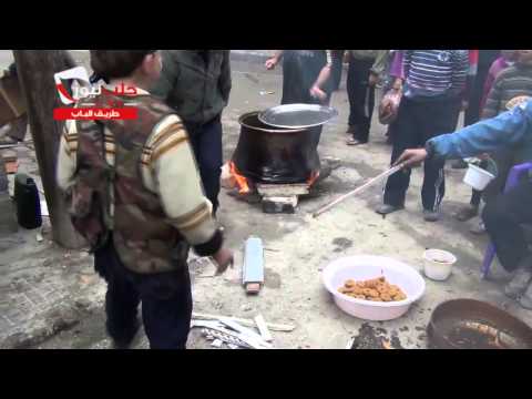 FNN   Syria   Aleppo   Tareeq al Bab   Food being made in the streets for the city's needy population