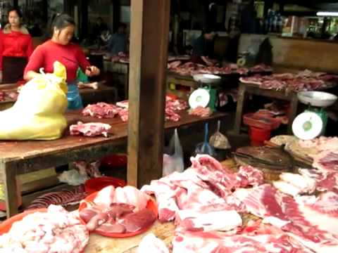 Meat Market in Sapa, Vietnam TonkinCruise com 2014