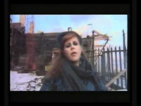 Kirsty MacColl A New England