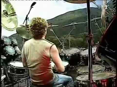 Simon Phillips solo - Gampel 2004 - incl. Greg Phillinganes.mp4