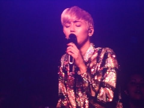 Miley Cyrus Bangerz Tour - Raeligh NC FULL CONCERT