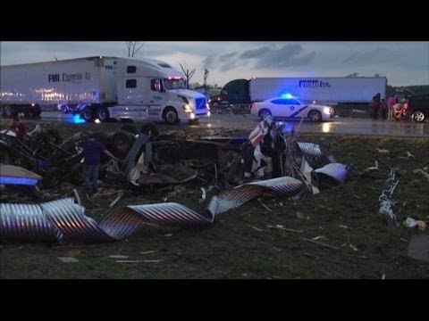 Arkansas Tornado: Town of Vilonia Hit Hard