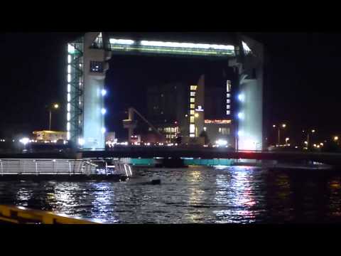 Hull Tidal Barrier Storm Surge 5th December 2013