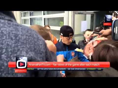 Mesut Ozil makes time for the Fans at Hull