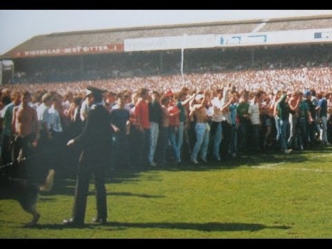 Football Hooligans - Pompey v Sheff Utd - 1987