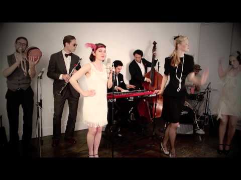 Gentleman (Vintage 1920s Gatsby - Style Psy Cover)