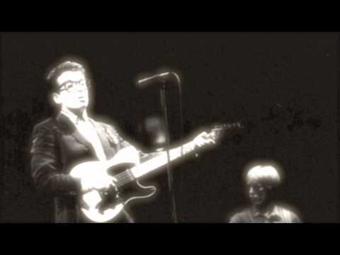 Elvis Costello - Shipbuilding