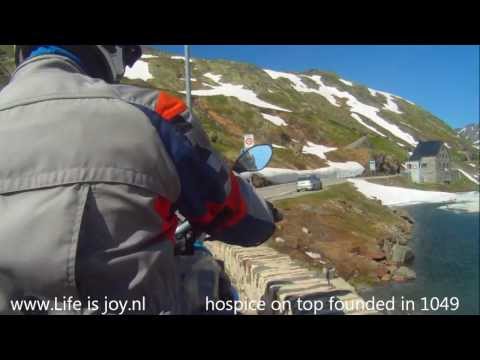 Summits of the Alps on BMW R1200GS lc Col L'iseran, D'izoard, la Bonette, St Bernard, Grand Alps