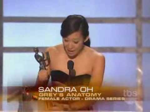 Sandra oh wins 12th SAG awards for Female actor in a Drama series(2006)