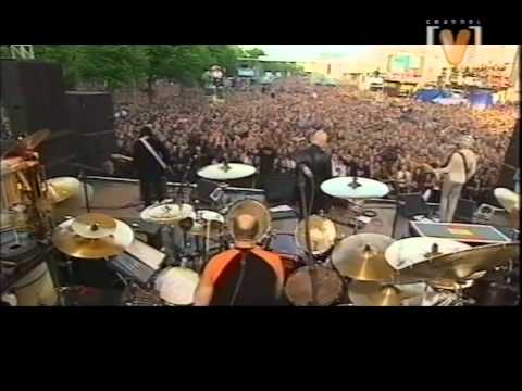 Smashing Pumpkins - 1998/05/14 - Spielbudenplatz; Hamburg, DE [FULL CONCERT] [www.albert0.nl]