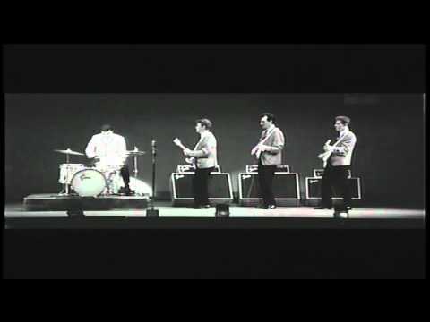 The Ventures - Wipeout live