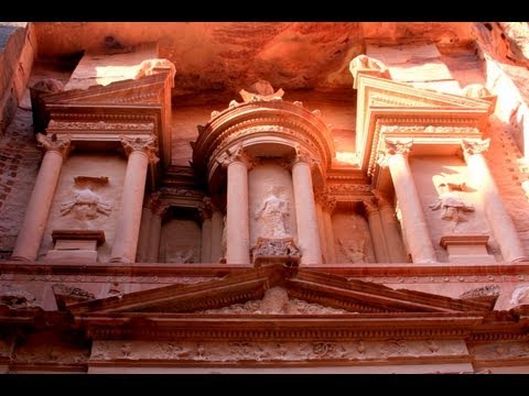 Petra, Jordan - One Place You Must Visit Before You Die