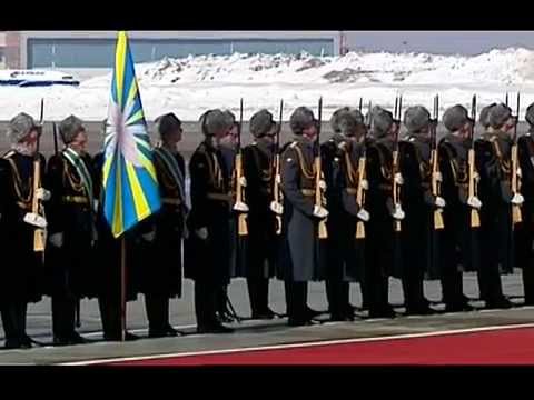 Chinese President 中国总统 Xi Jinping arrived in Russia Moscow with his entourage 2013