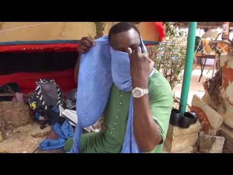 How to wrap a Tuareg scarf