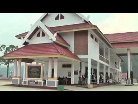 Vietnam Laos Border Crossing & Luang Prabang introduction guide packages deals 2014