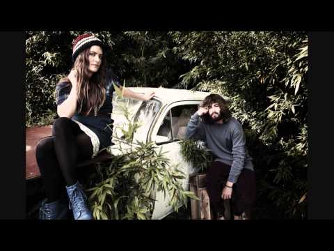 Angus & Julia Stone - Red Berries