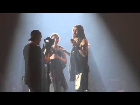 30 Seconds To Mars live in Berlin Jared Leto & Lea sprechen deutsch