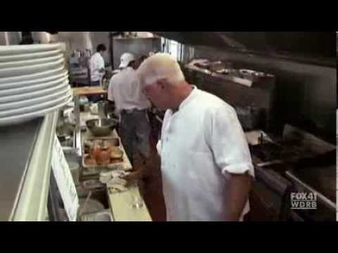 Kitchen Nightmares - Mike & Nellie's (Oakhurst NJ)