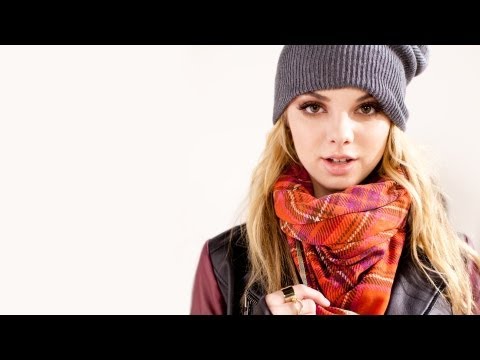 Nordstrom Scarves: 8 Easy Scarf Looks for Fall